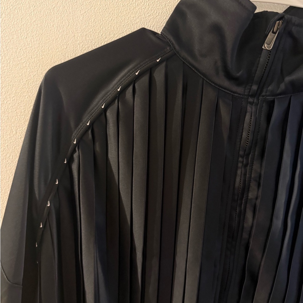 Nike Black Women's Zip Jacket - Picture 3 of 6